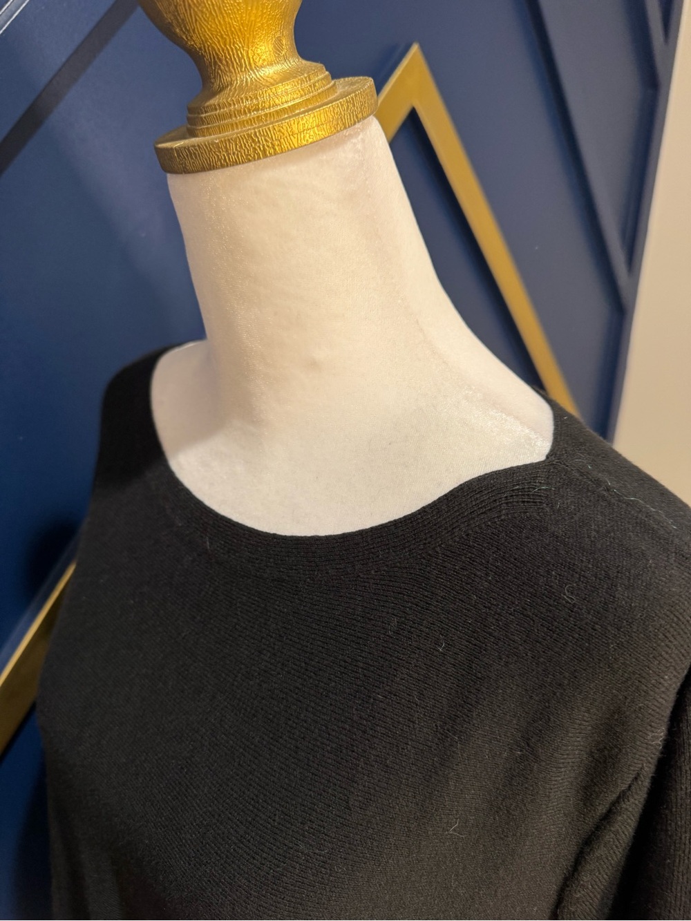 J. Jill Black Crewneck Lightweight Sweater